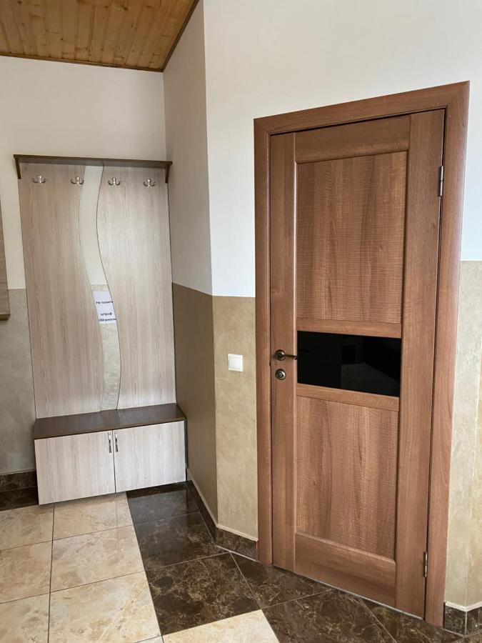 Домашній Затишок Hostel Στρίι Εξωτερικό φωτογραφία
