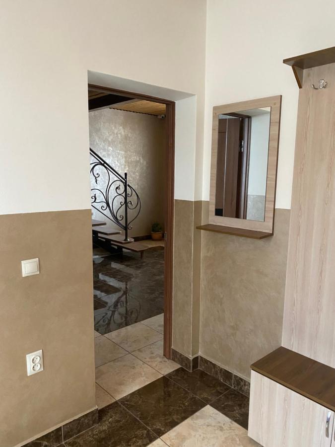 Домашній Затишок Hostel Στρίι Εξωτερικό φωτογραφία
